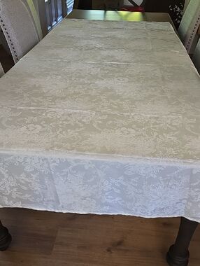 Ivory Floral Jacquard Tablecloth by
